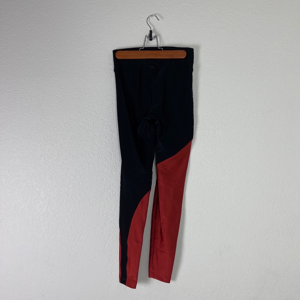 KORAL Venus High Rise Legging in Black Rouge - Picture 7 of 10